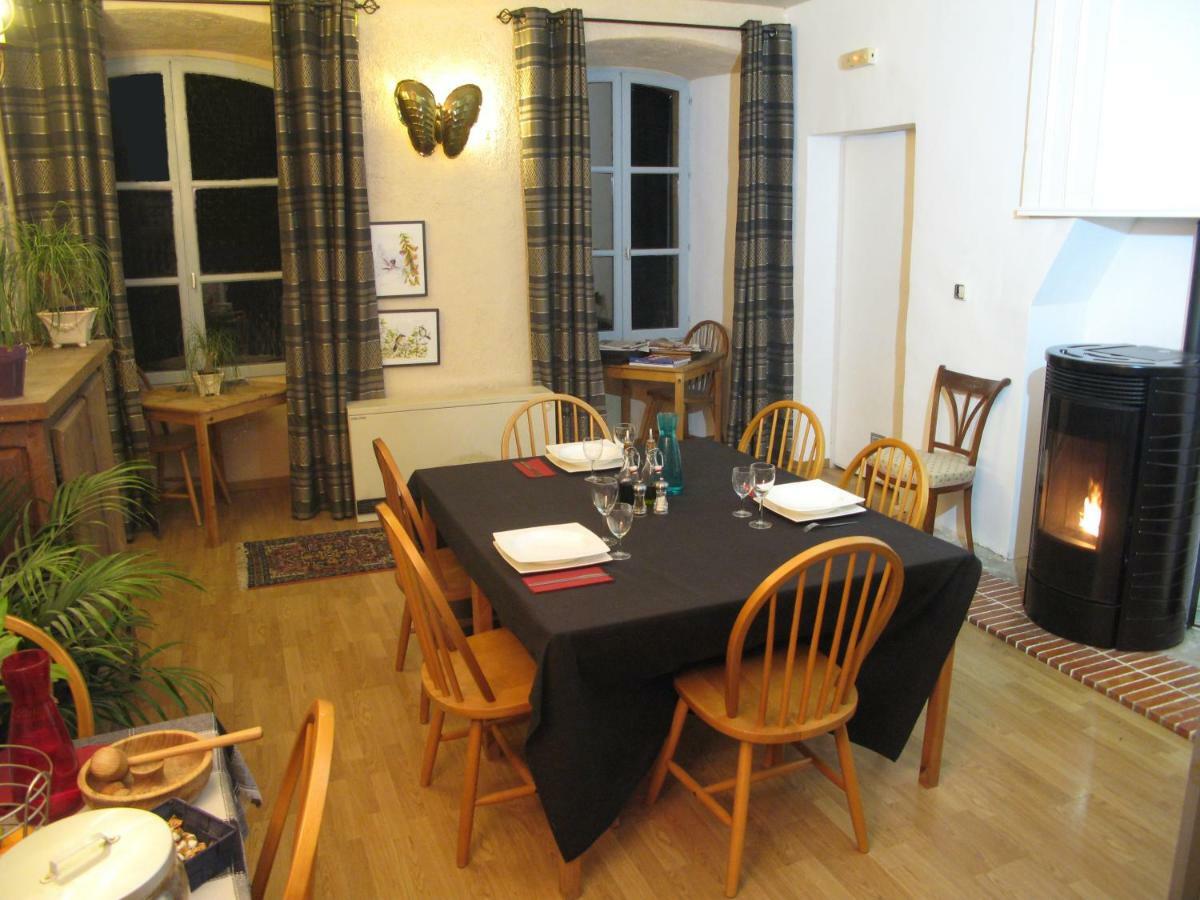 Bed and Breakfast Chateau De Montfroc Екстер'єр фото